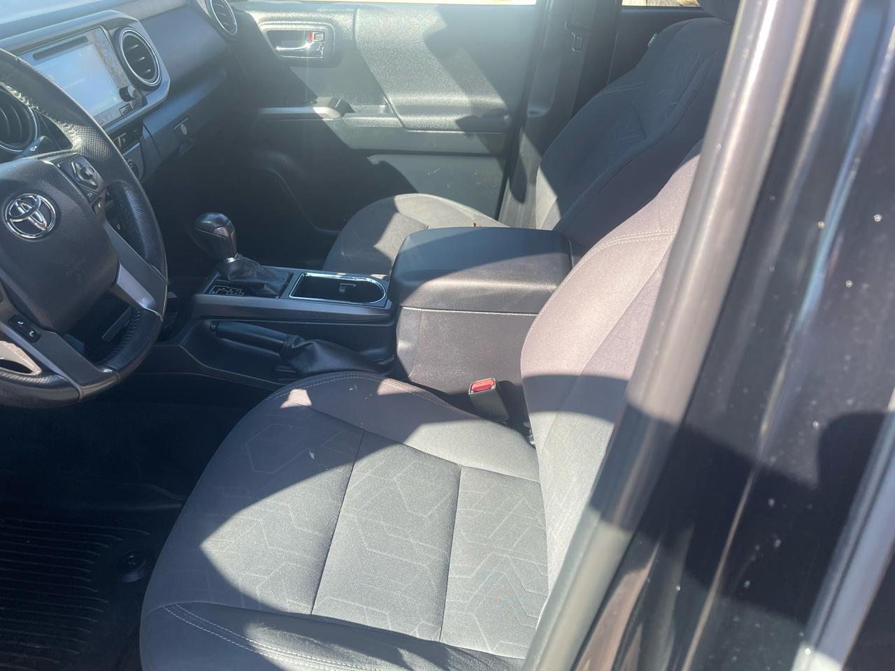 Toyota Tacoma 4WD Double Cab V6 AT TRD Off Road (Natl) 2016