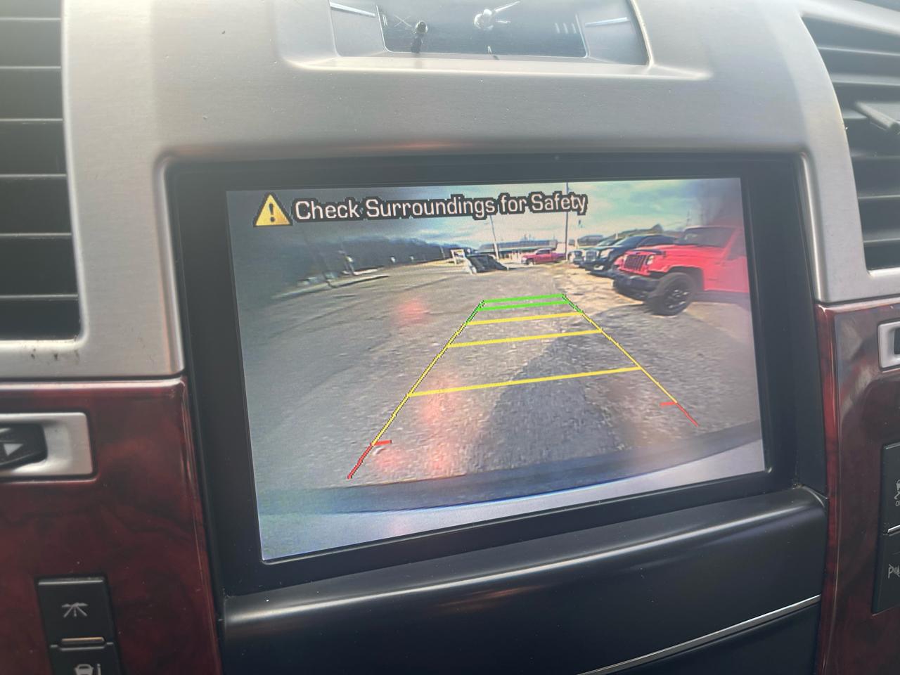 Cadillac Escalade ESV AWD 4dr Luxury 2013