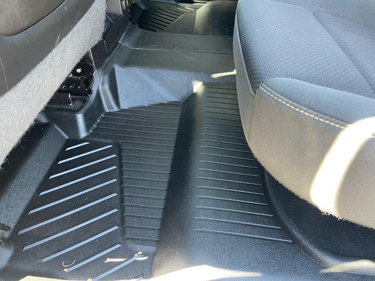 GMC Sierra 1500 4WD Crew Cab 143.5" SLE 2015