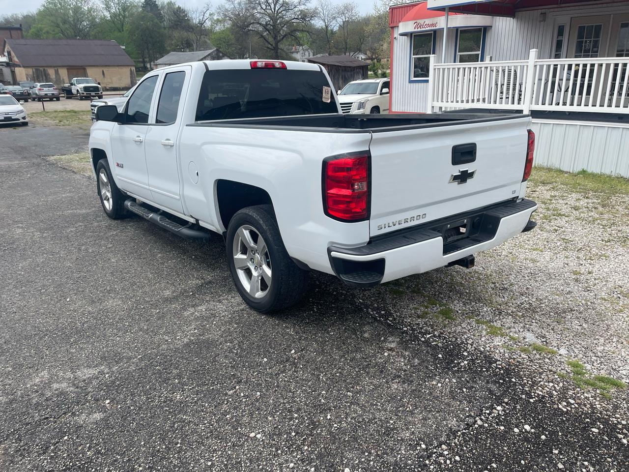 Chevrolet Silverado 1500 4WD Double Cab 143.5" LT w/2LT 2018