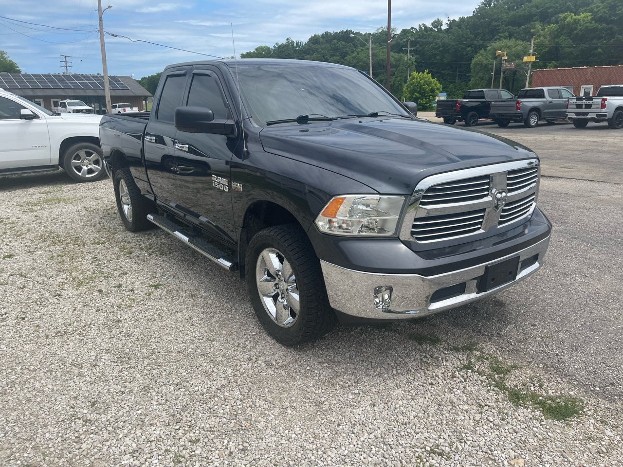 RAM 1500 4WD Quad Cab 140.5" Big Horn 2015