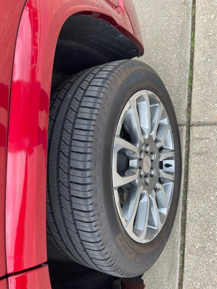 GMC Acadia AWD 4dr Denali 2021