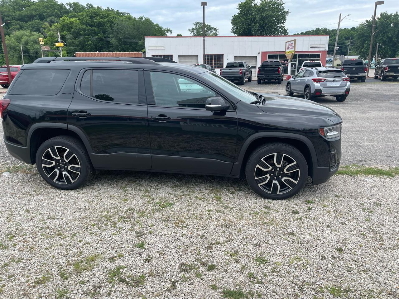 GMC Acadia AWD 4dr SLE 2021