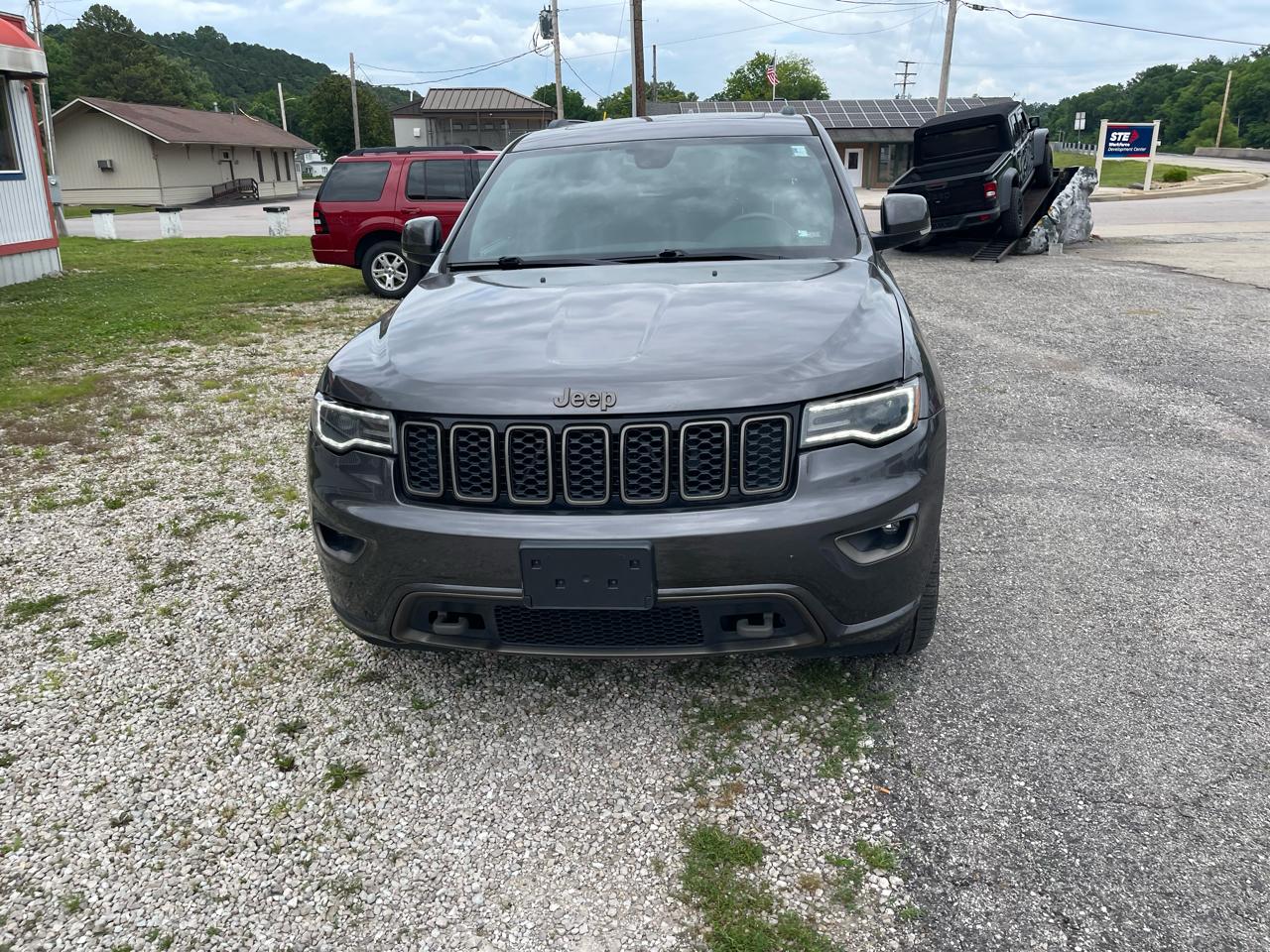 Jeep Grand Cherokee 4WD 4dr Limited 75th Anniversary 2016