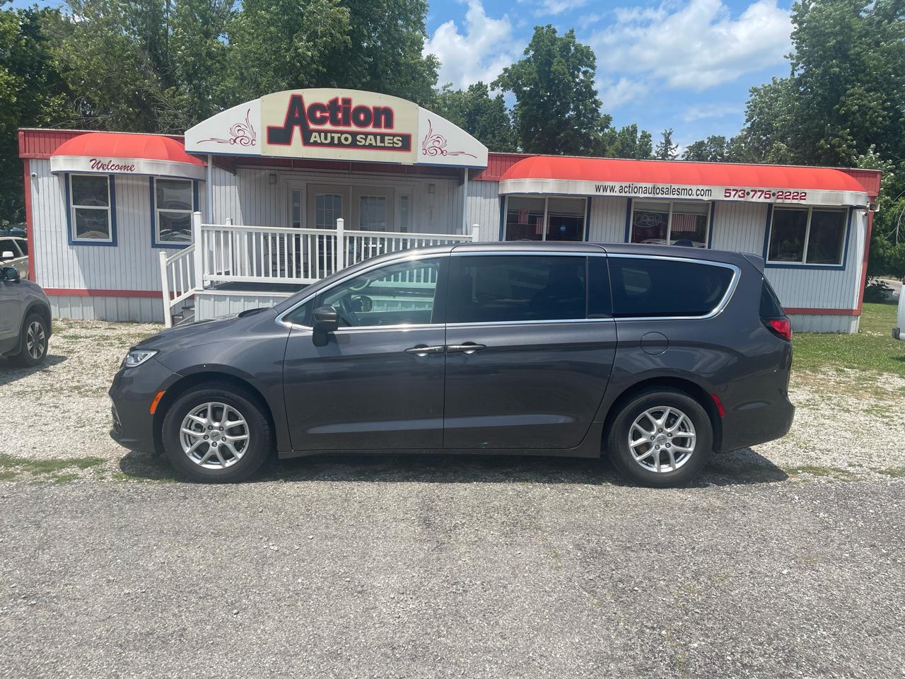 Chrysler Pacifica Touring L FWD 2023