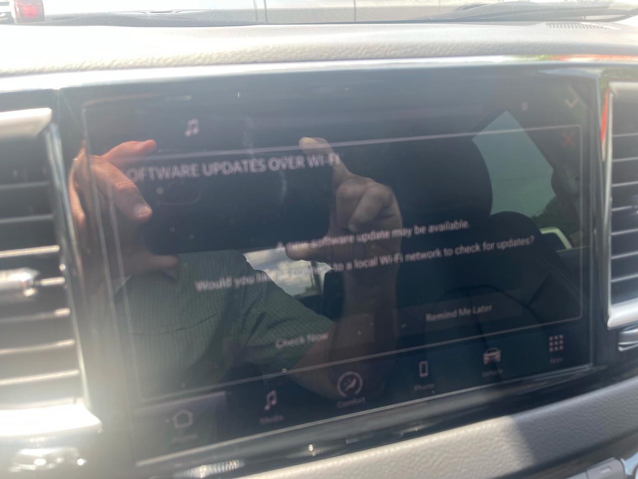 Chrysler Pacifica Touring L FWD 2023
