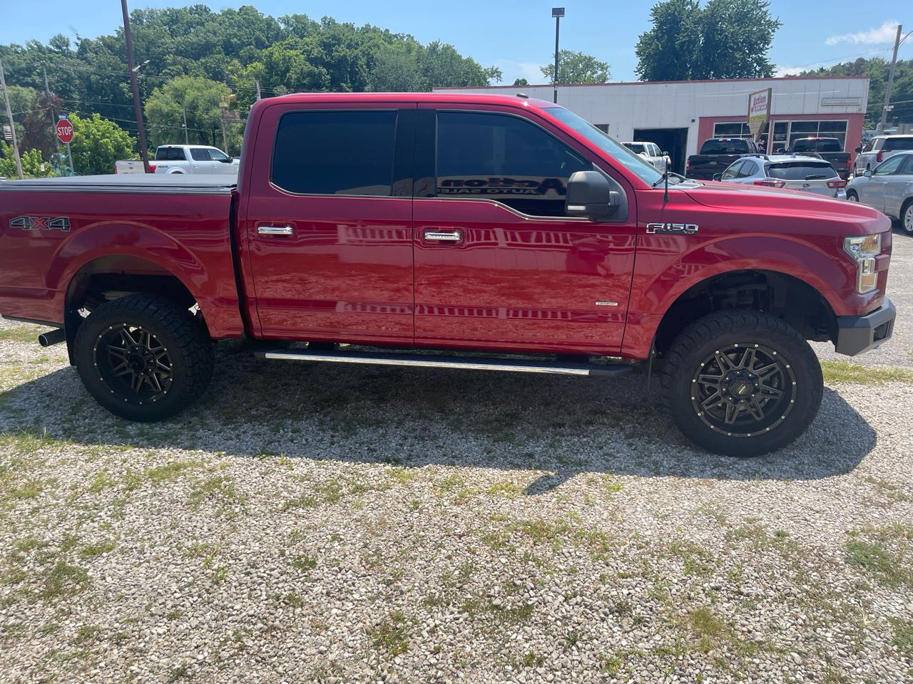 Ford F-150 4WD SuperCrew 139" XLT 2016