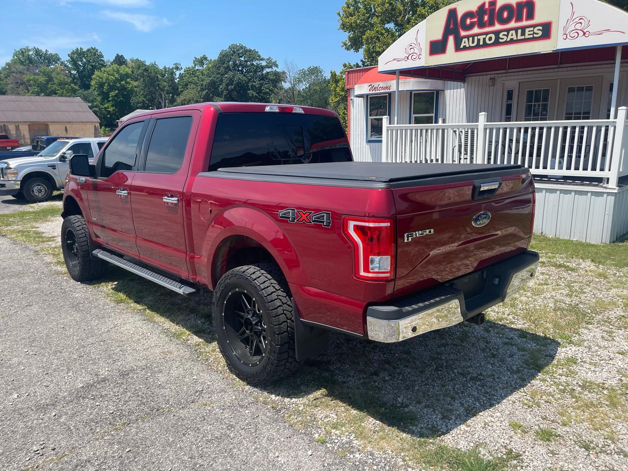 Ford F-150 4WD SuperCrew 139" XLT 2016