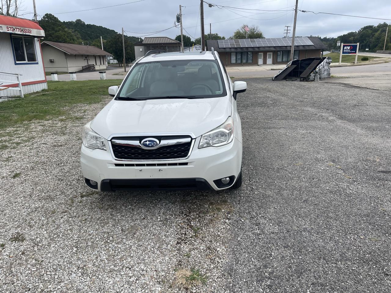 Subaru Forester 4dr CVT 2.5i Limited PZEV 2015