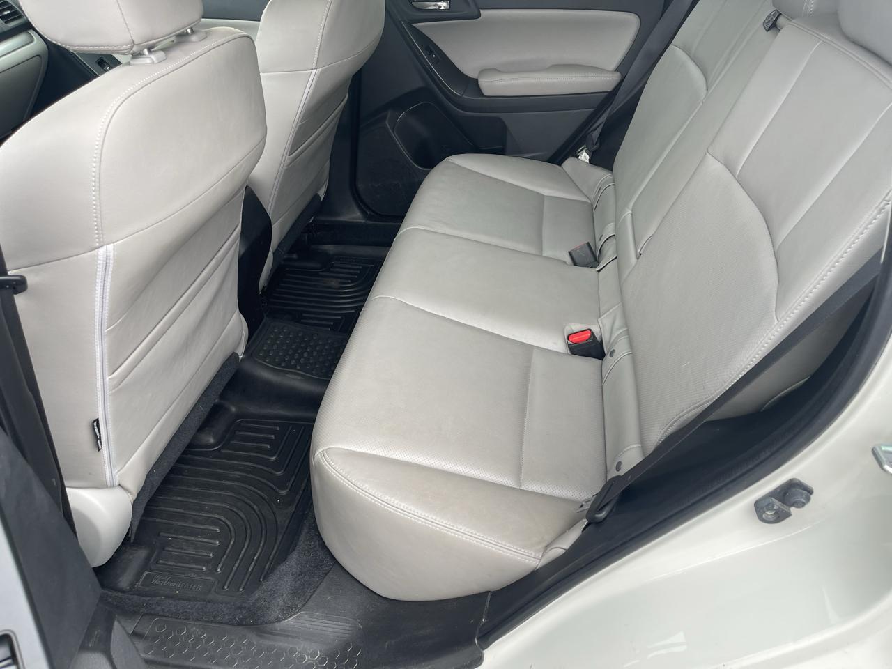 Subaru Forester 4dr CVT 2.5i Limited PZEV 2015