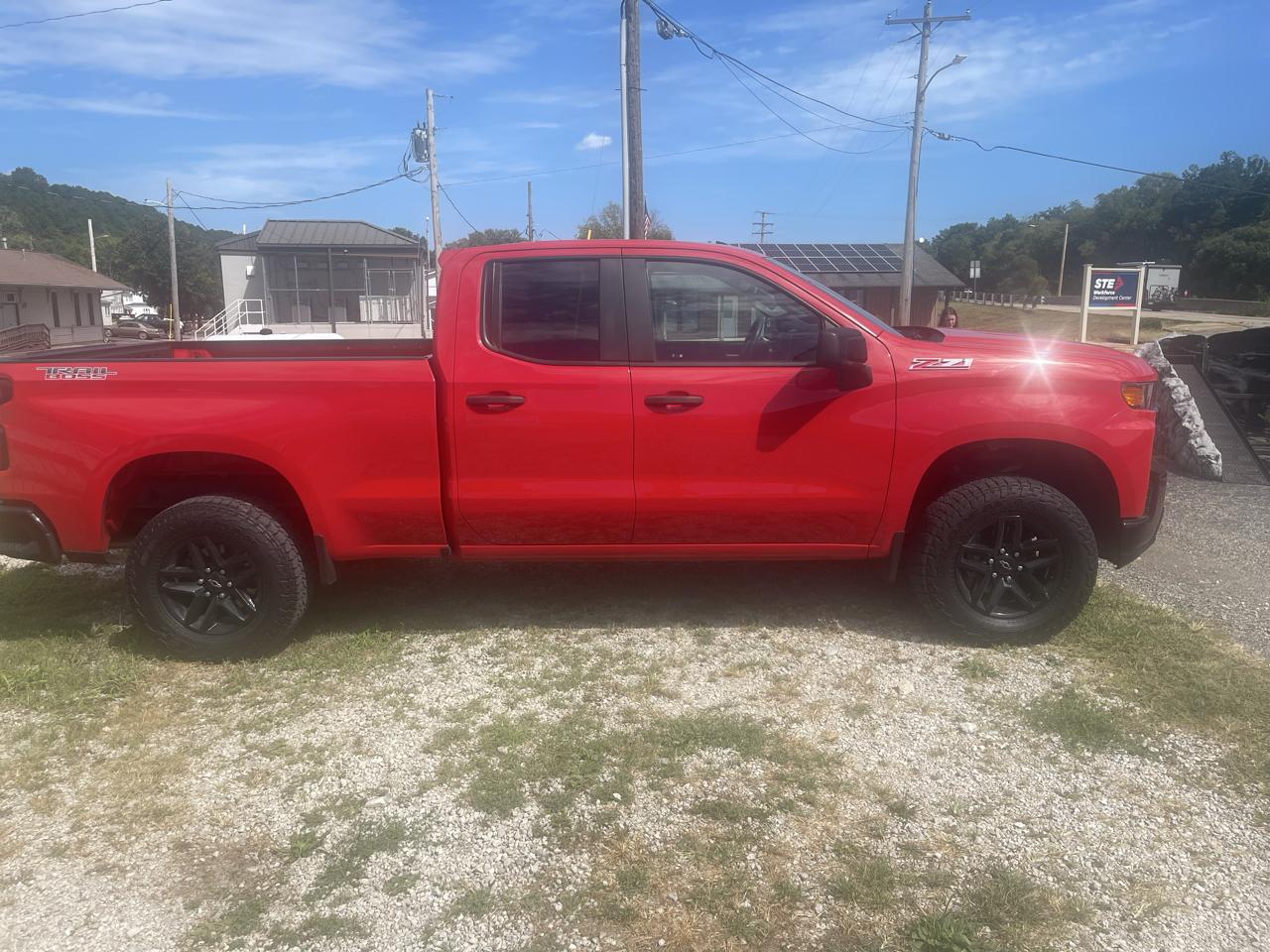 Chevrolet Silverado 1500 4WD Double Cab 147" Custom Trail Boss 2019