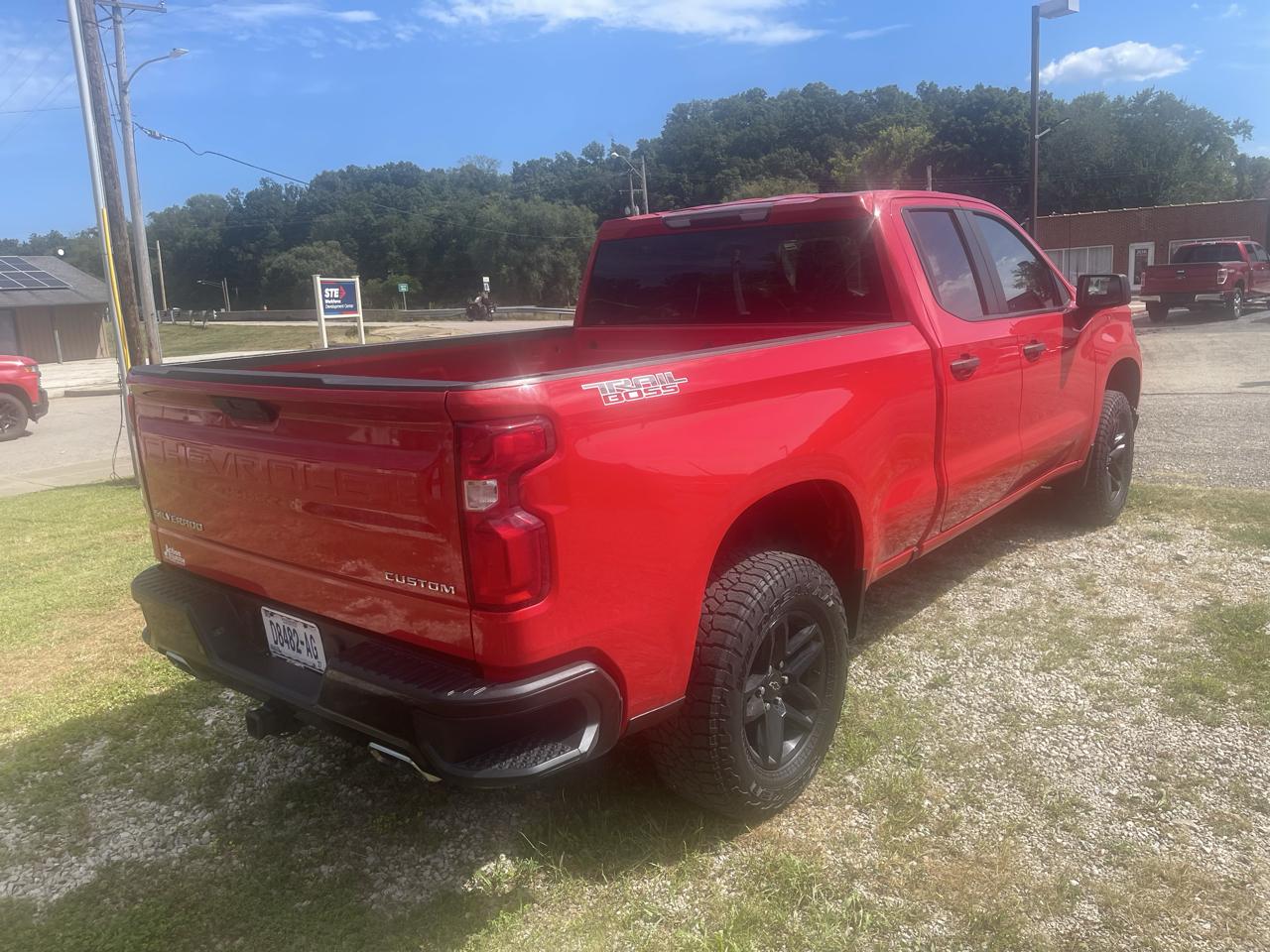 Chevrolet Silverado 1500 4WD Double Cab 147" Custom Trail Boss 2019