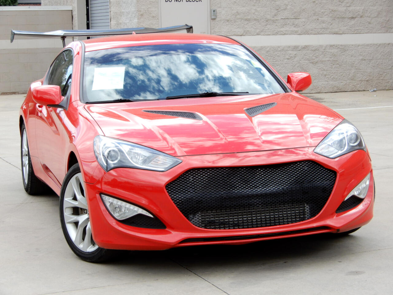 Used 2014 Hyundai Genesis Coupe 2dr I4 2.0T Auto for Sale in DENVER CO 80204 Levi&#39;s Auto Sales