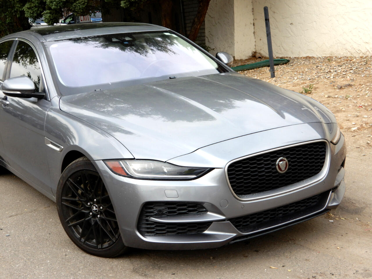 2020 Jaguar XE S photo 2