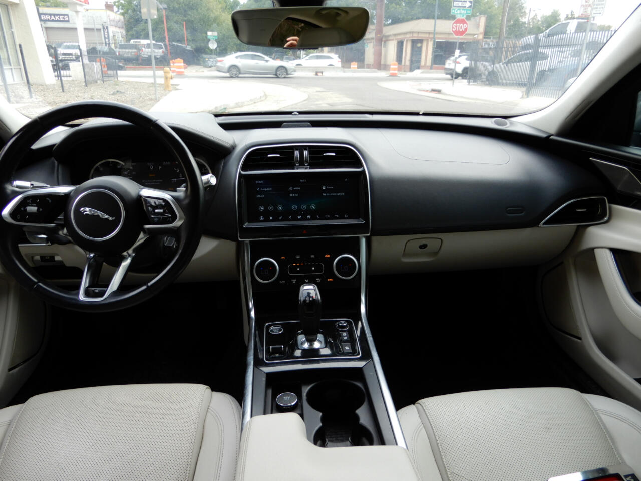 2020 Jaguar XE S photo 17