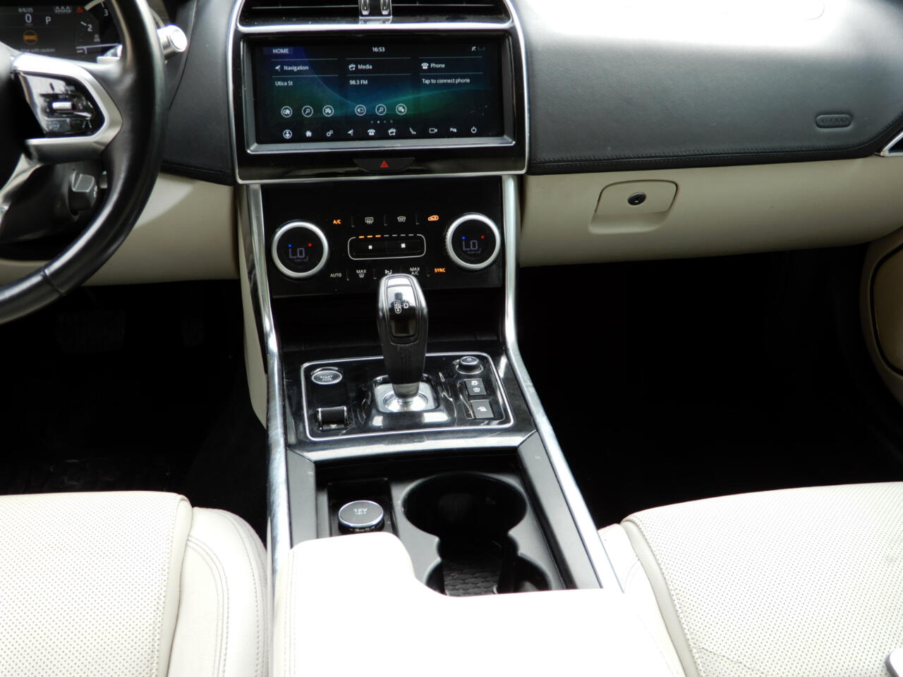 2020 Jaguar XE S photo 20