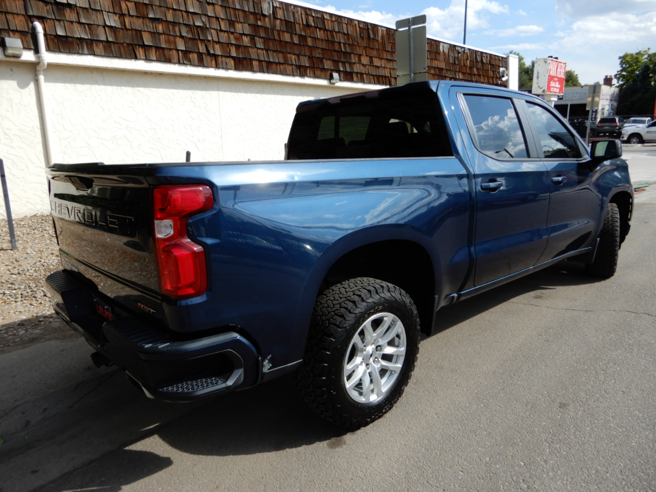 2021 Chevrolet Silverado 1500 RST photo 5