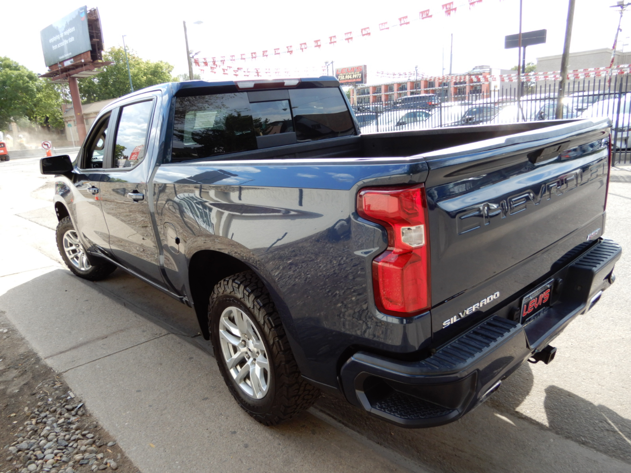 2021 Chevrolet Silverado 1500 RST photo 7