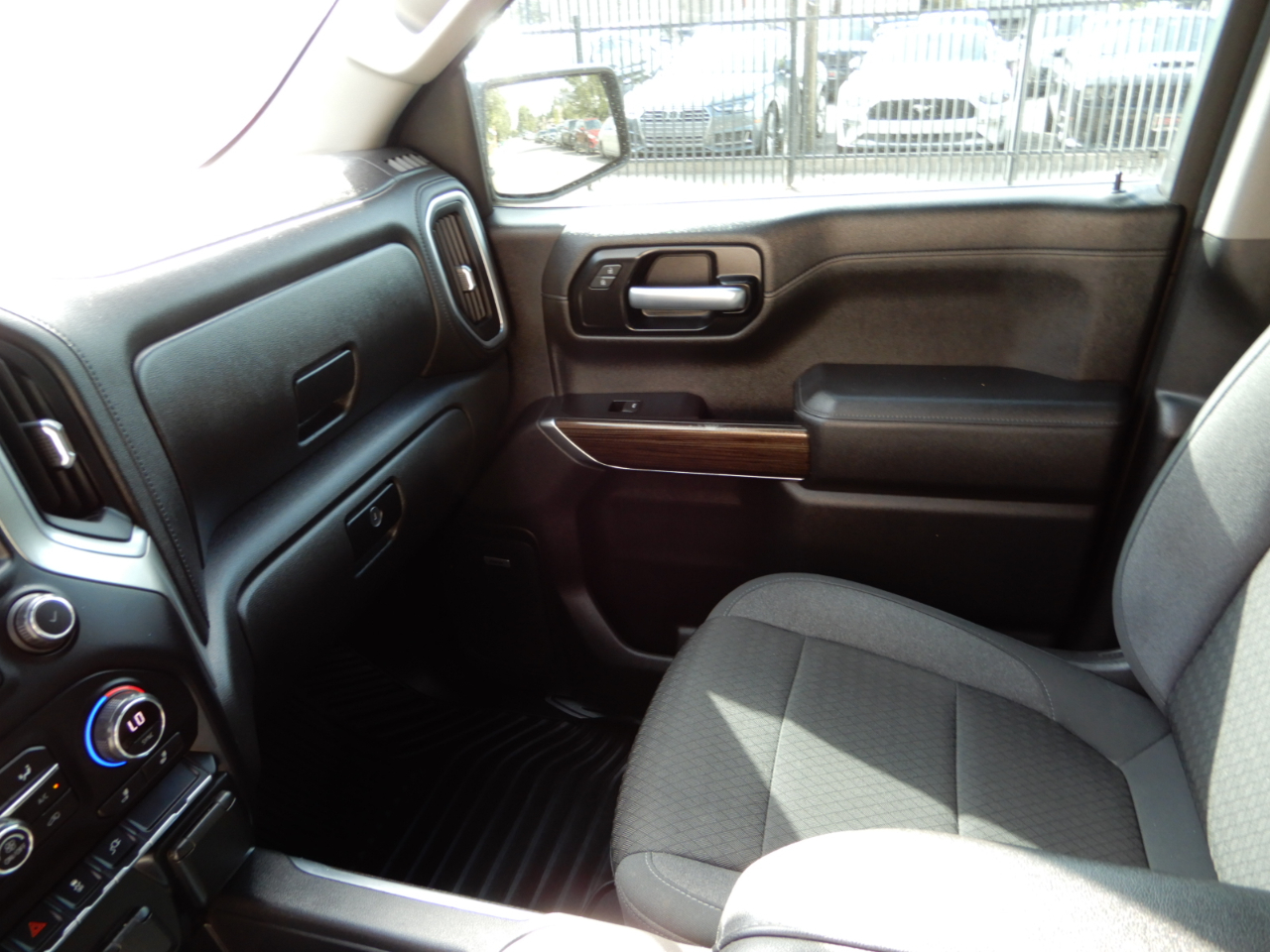 2021 Chevrolet Silverado 1500 RST photo 15