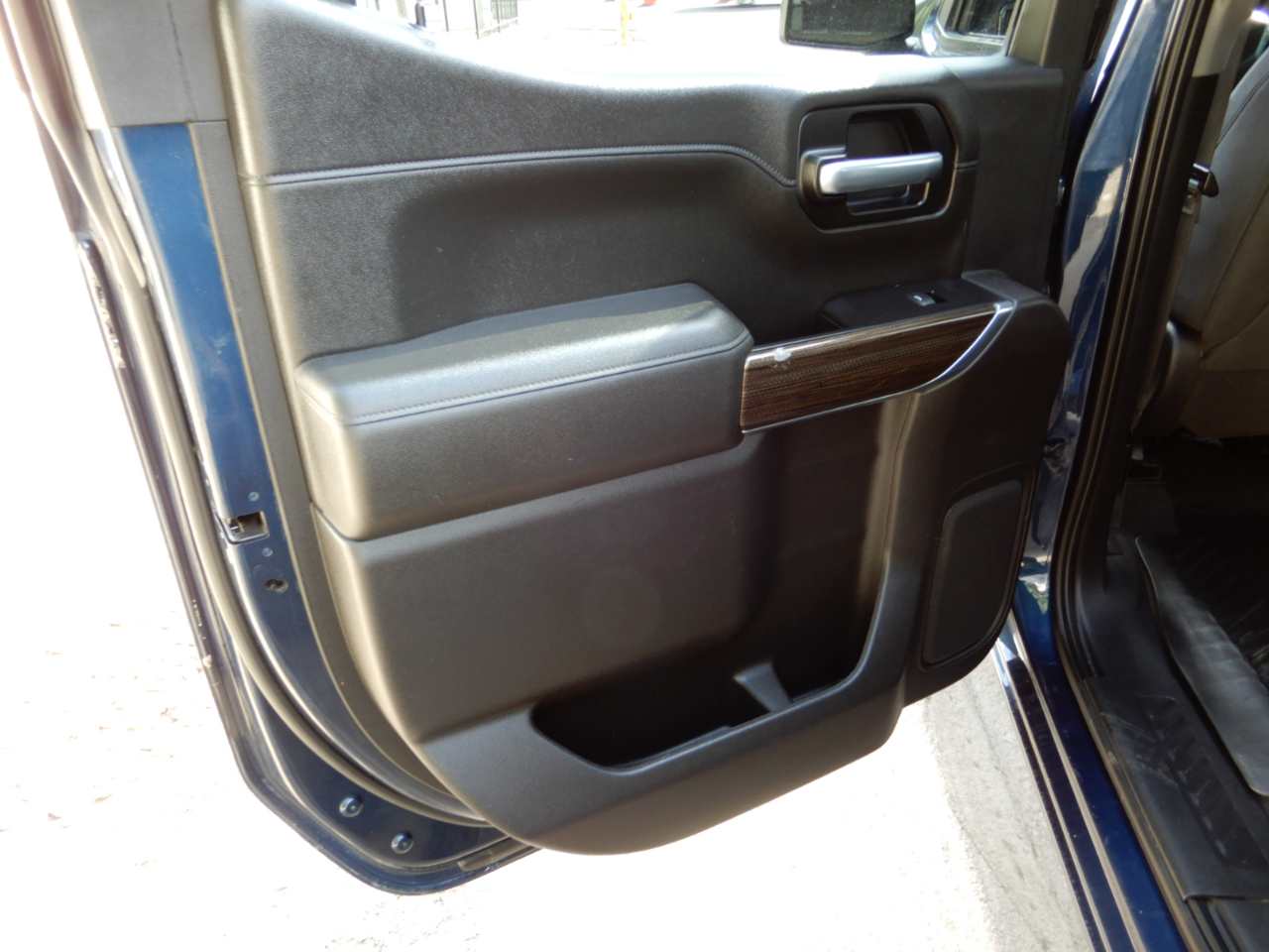 2021 Chevrolet Silverado 1500 RST photo 19
