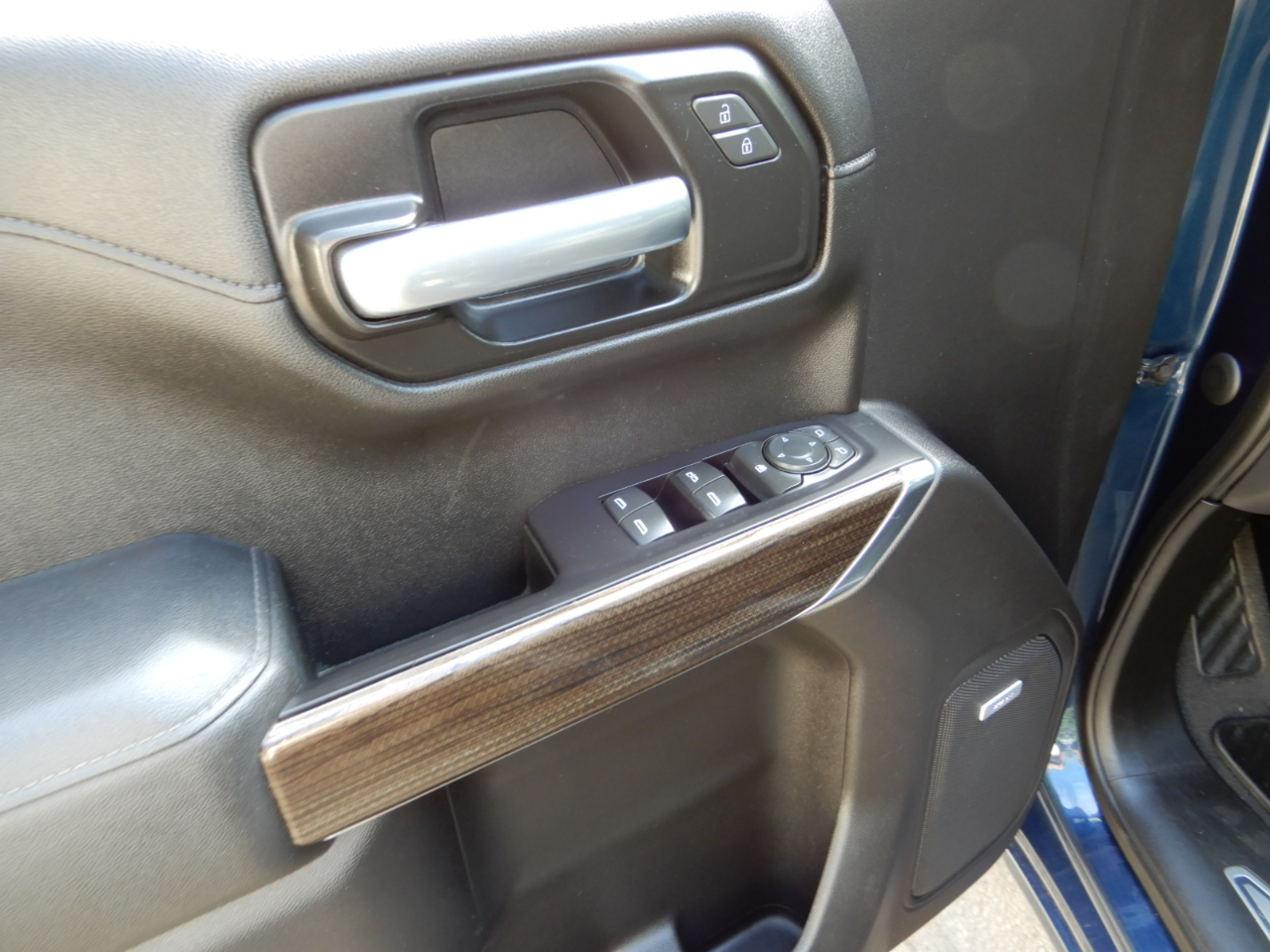 2021 Chevrolet Silverado 1500 RST photo 21