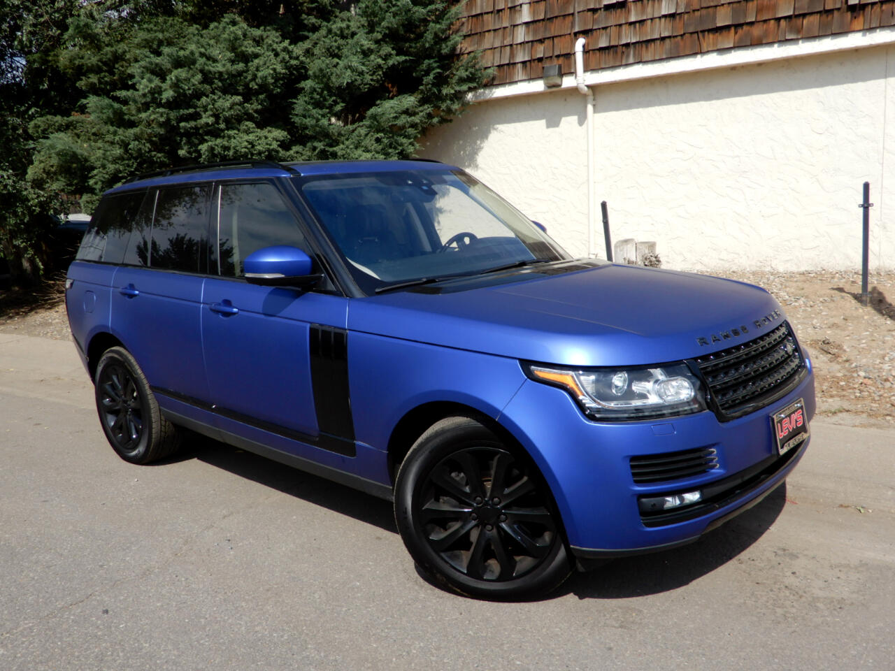 2017 Land Rover Range Rover SuperCharged HSE photo 3