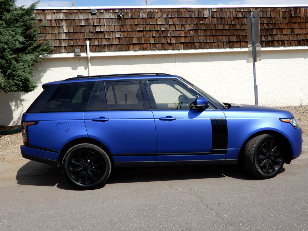 2017 Land Rover Range Rover SuperCharged HSE photo 4