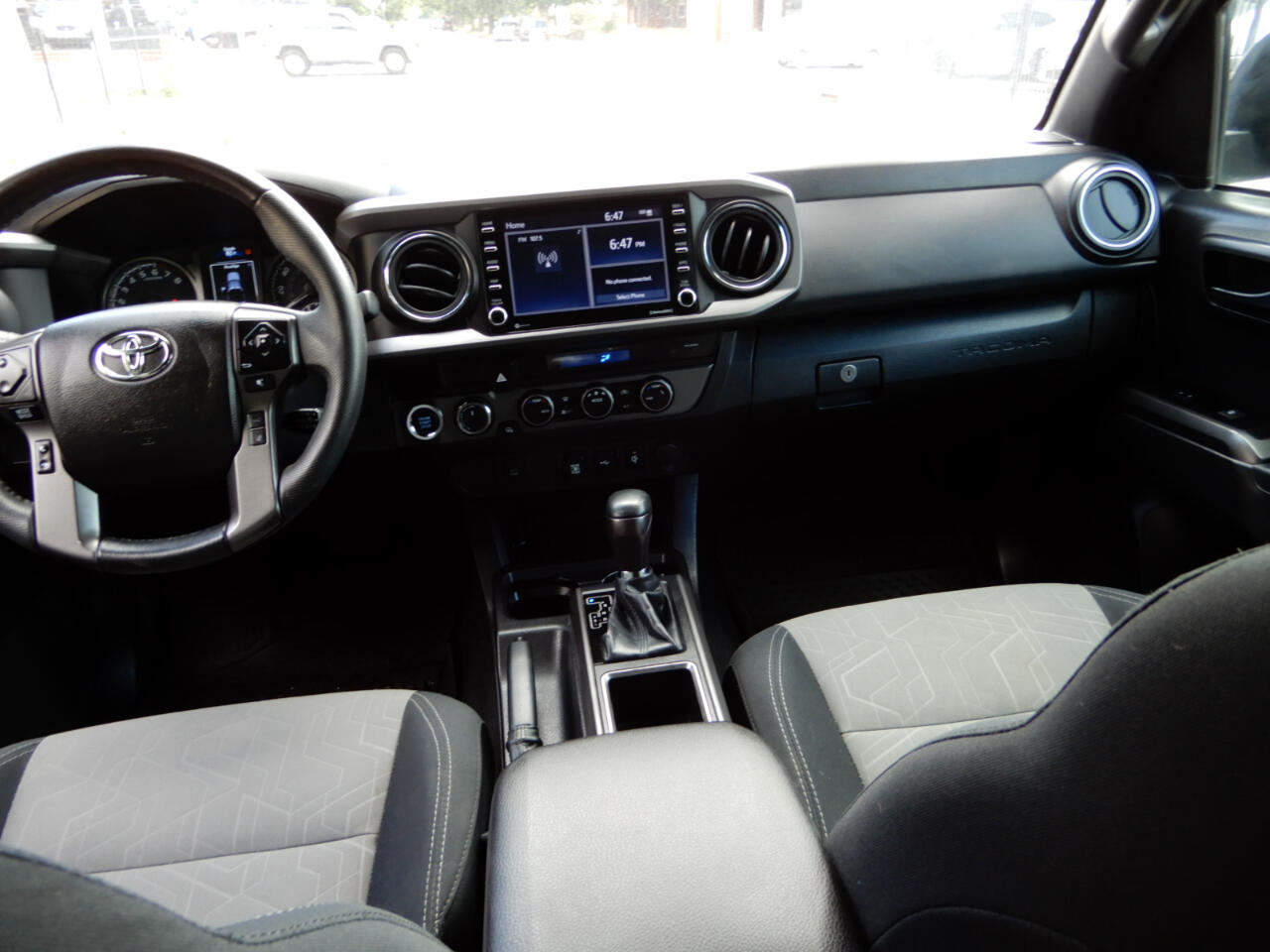 2022 Toyota Tacoma TRD V6 photo 15