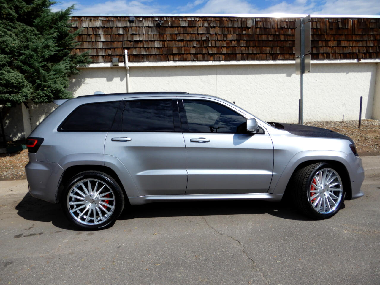 2017 Jeep Grand Cherokee SRT8 photo 3