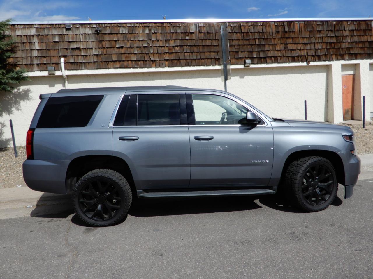 Chevrolet Tahoe 4WD 4dr LT 2019