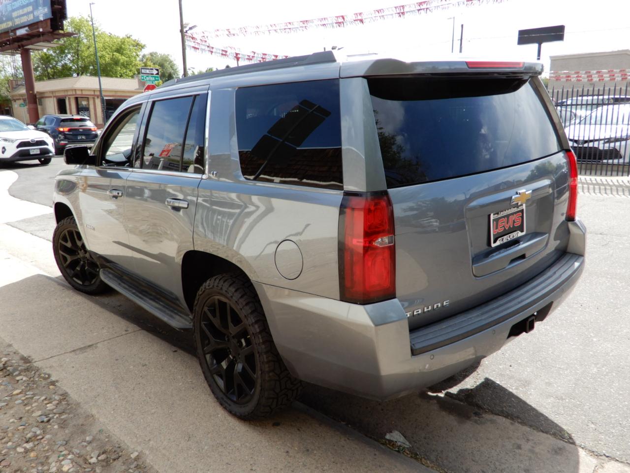 Chevrolet Tahoe 4WD 4dr LT 2019