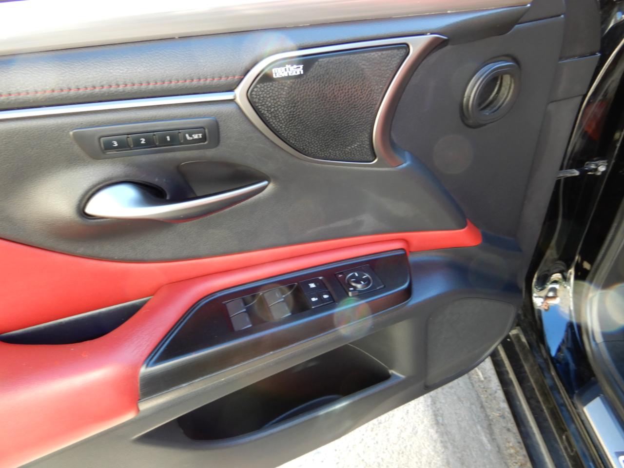 Lexus ES ES 350 FWD 2019