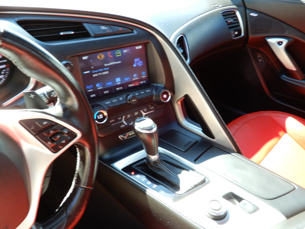 2016 Chevrolet Corvette 1LT photo 13