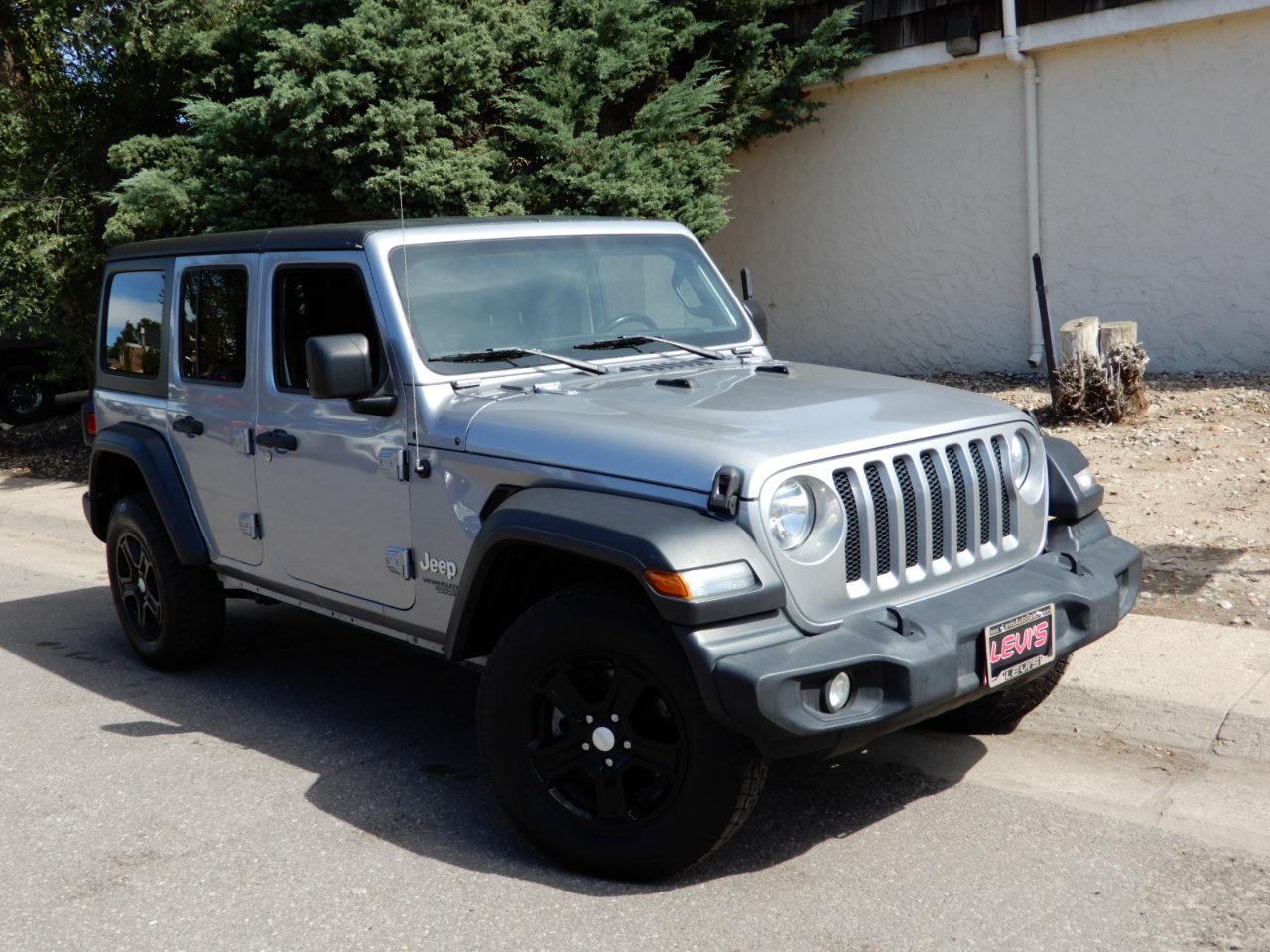 2020 Jeep Wrangler Unlimited Sport S photo 3