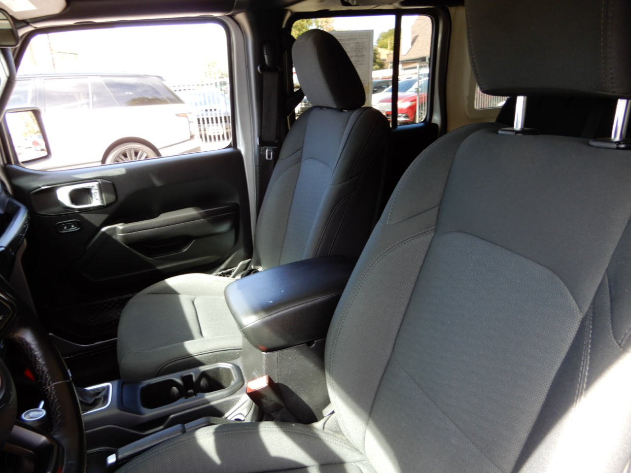 2020 Jeep Wrangler Unlimited Sport S photo 13