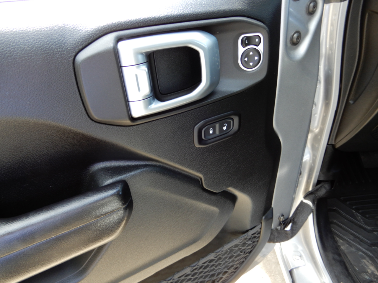 2020 Jeep Wrangler Unlimited Sport S photo 21