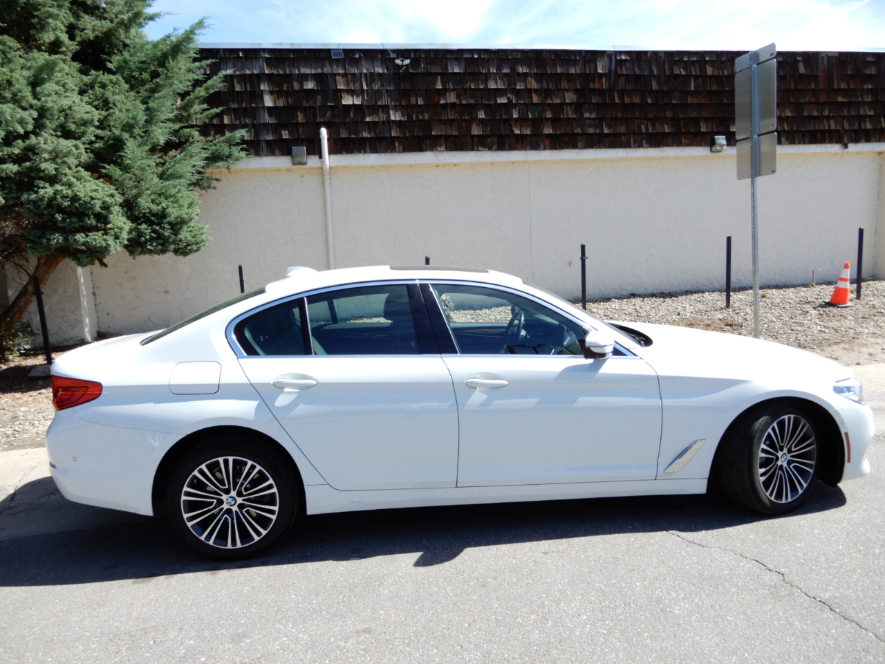 2020 Bmw 530i xDrive Sedan photo 4