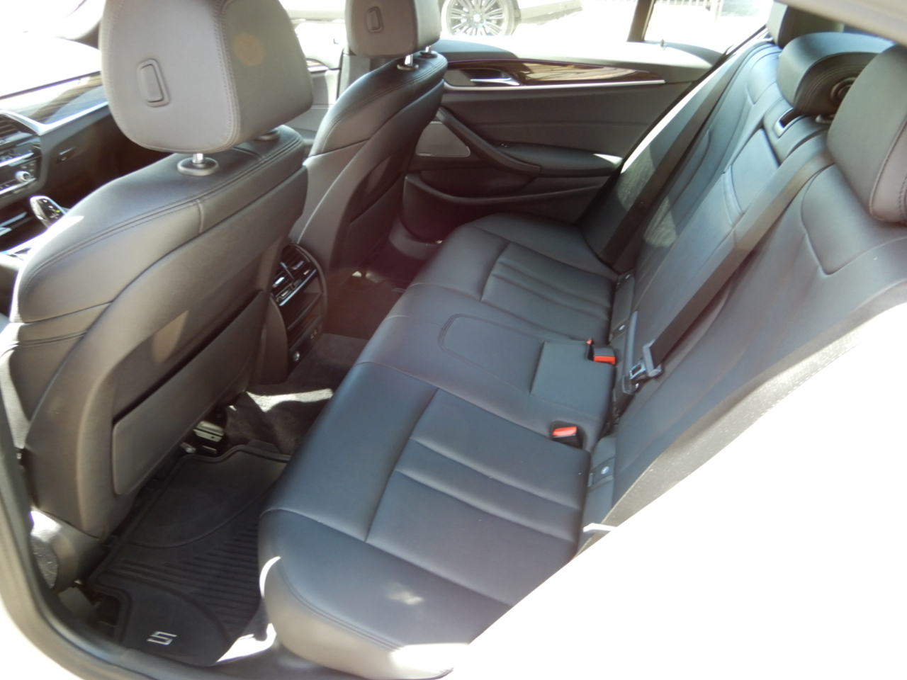 2020 Bmw 530i xDrive Sedan photo 9