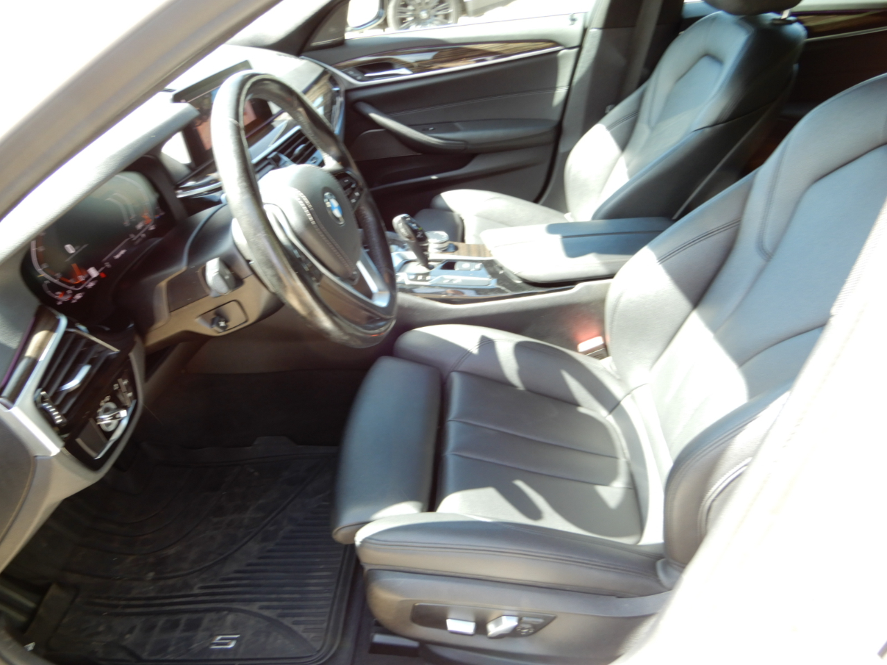 2020 Bmw 530i xDrive Sedan photo 10
