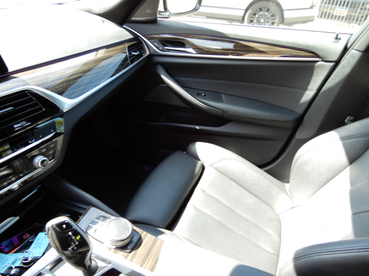 2020 Bmw 530i xDrive Sedan photo 17