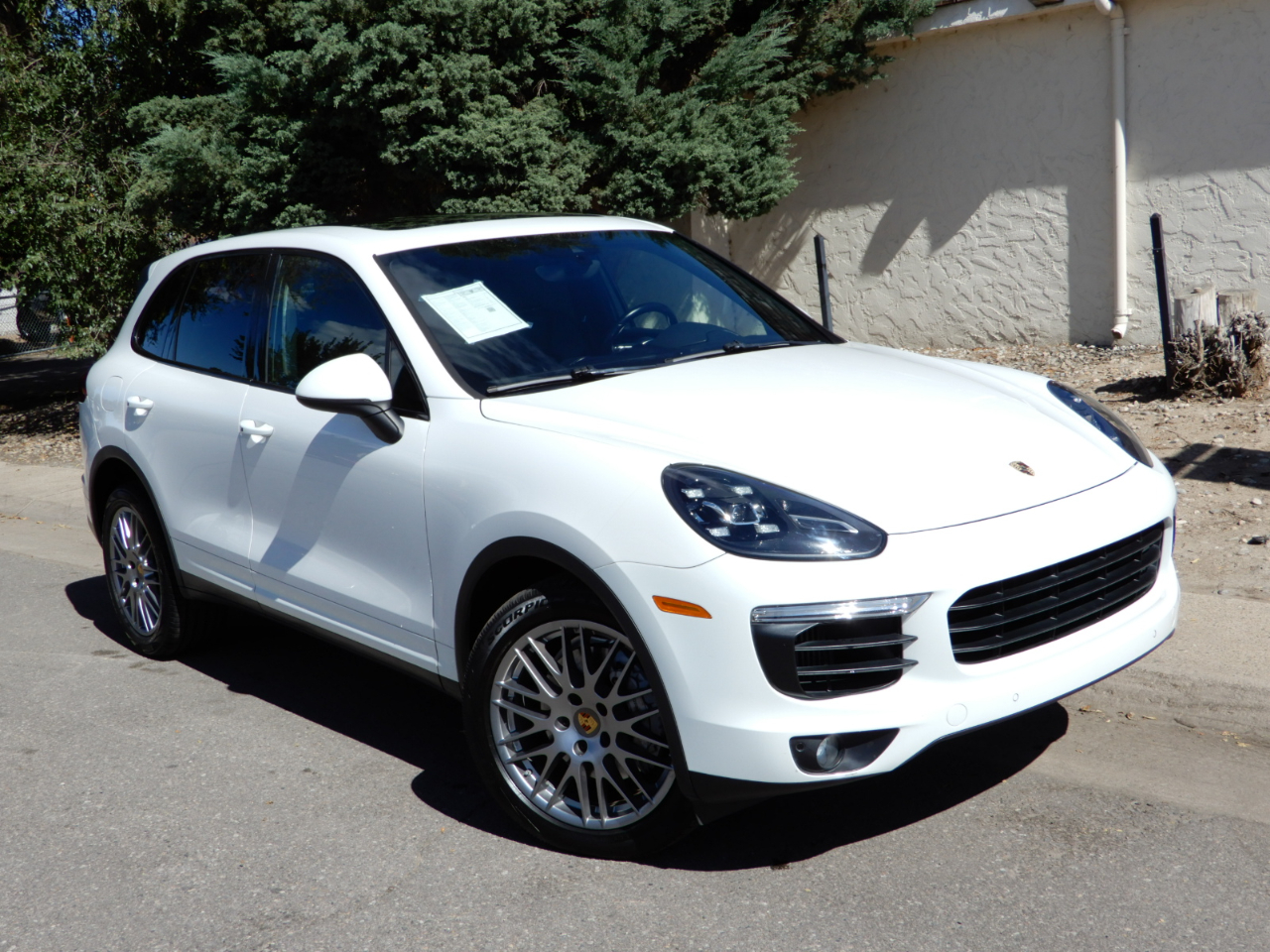 2018 Porsche Cayenne S photo 3