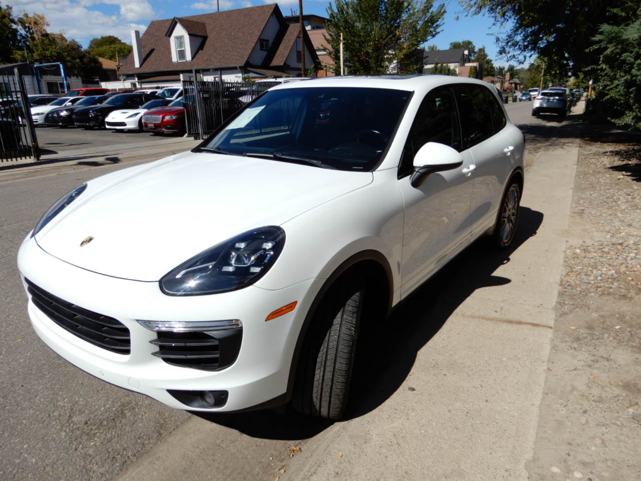 2018 Porsche Cayenne S photo 8