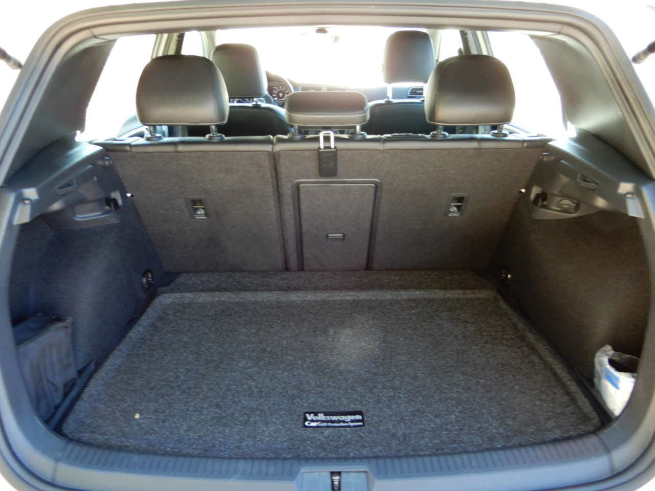 Volkswagen Golf R 2.0T DSG w/DCC/Nav 2019