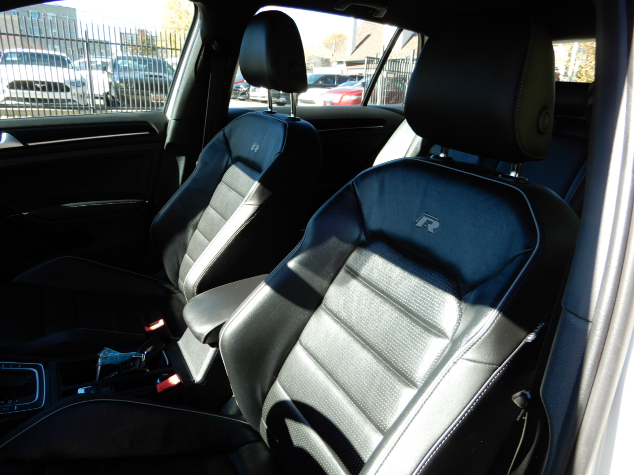 Volkswagen Golf R 2.0T DSG w/DCC/Nav 2019