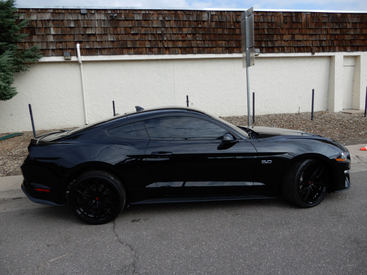 2021 Ford Mustang GT photo 4
