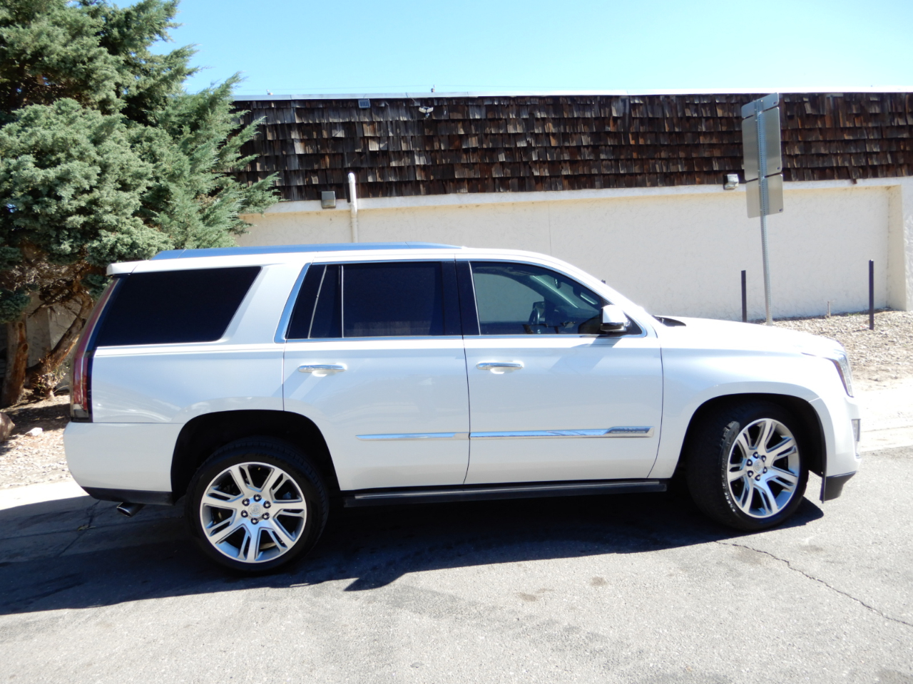 Cadillac Escalade 4WD 4dr Premium 2015 Cadillac Escalade 4WD 4dr Premium 2015