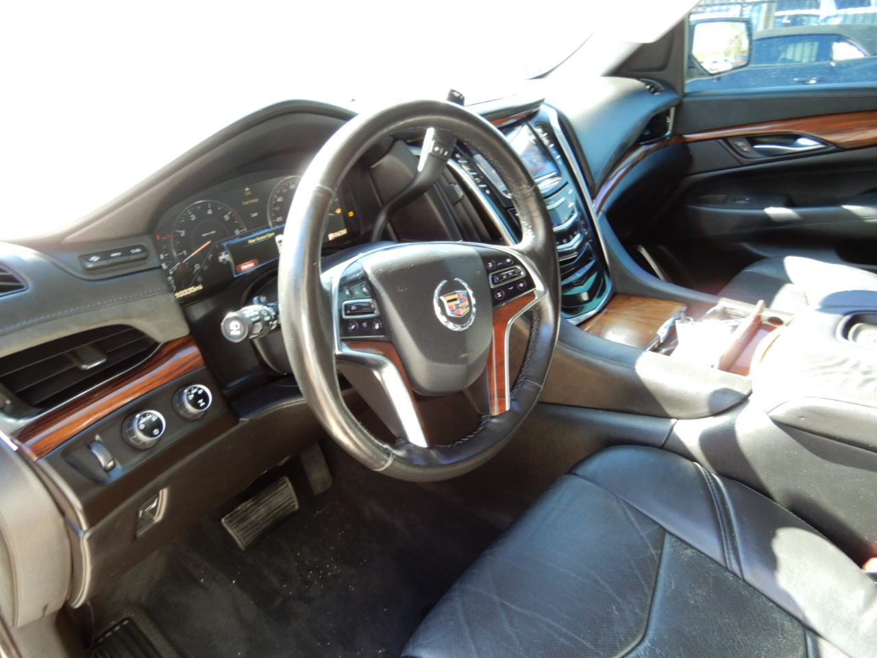 Cadillac Escalade 4WD 4dr Premium 2015 Cadillac Escalade 4WD 4dr Premium 2015