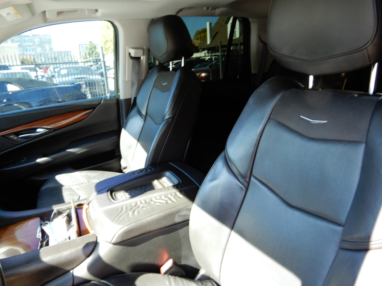 Cadillac Escalade 4WD 4dr Premium 2015 Cadillac Escalade 4WD 4dr Premium 2015