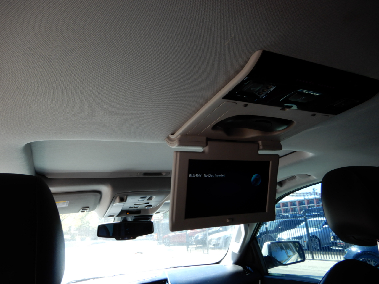 Cadillac Escalade 4WD 4dr Premium 2015 Cadillac Escalade 4WD 4dr Premium 2015