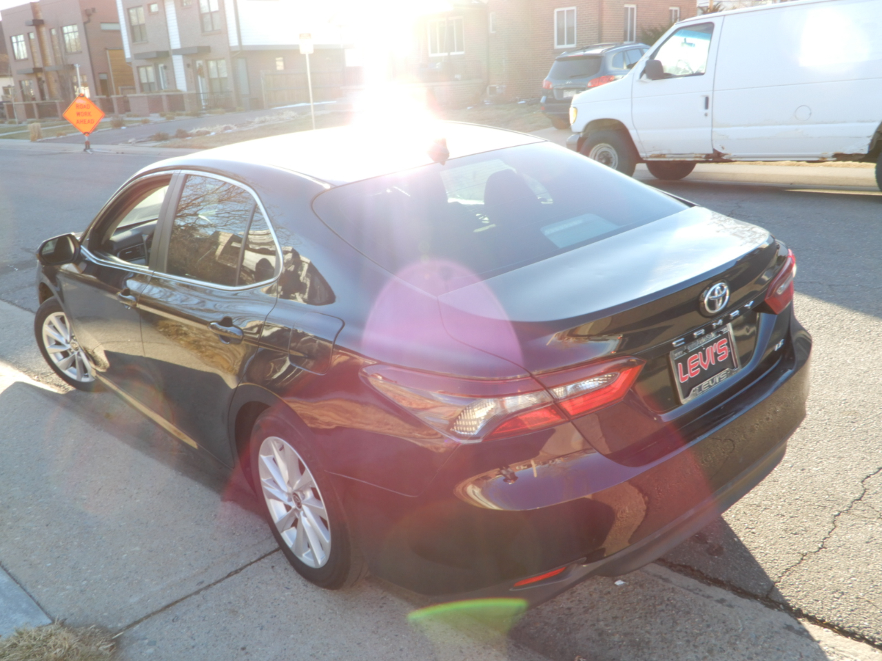 Toyota Camry LE Auto (Natl) 2021